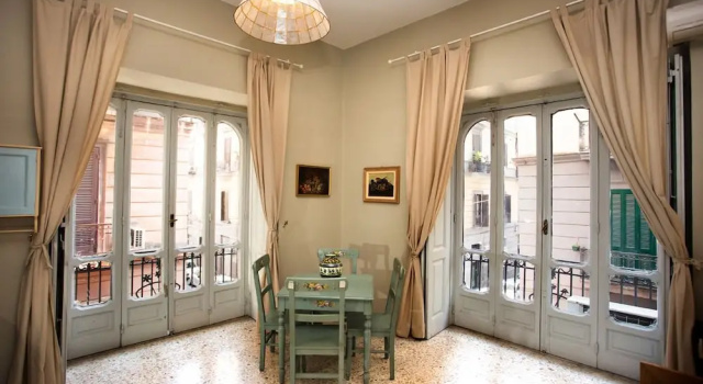 Apartment - Ciccone II BH 99, Забронировать Апартаменты/квартира Неаполь Кампания, рядом с Центральный железнодорожный вокзал Неаполя
