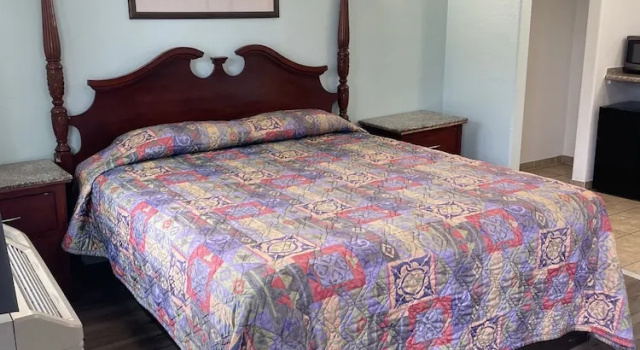 Номер Deluxe Coast Inn