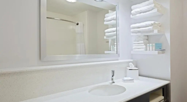 Номер Standard Hampton Inn Sault Ste Marie, MI