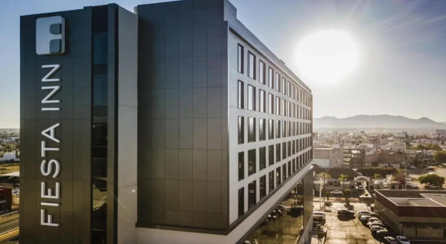 Fiesta Inn Aguascalientes Patio, Rezervovat Hotel Aguascalientes Mexiko