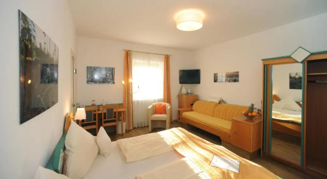 Номер Comfort Hotel Rösslwirt