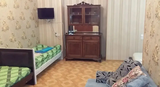 guest house DM, Забронировать Гостевой дом Отели Тбилиси с парковкой, рядом с Дом Юстиции, Парковка