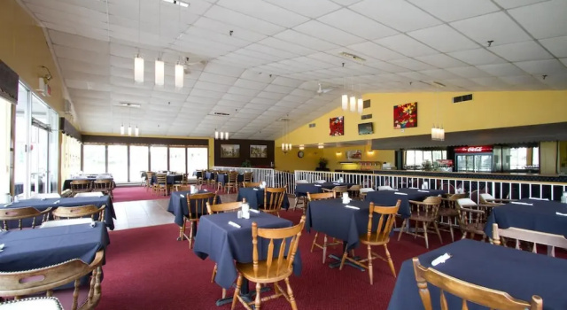 Ridgetown Inn, Забронировать Отель Риджтаун Southwest Ontario