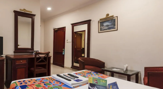 OYO 8198 Hotel Raj International, Забронировать Отель Хайдарабад Hyderabad Region