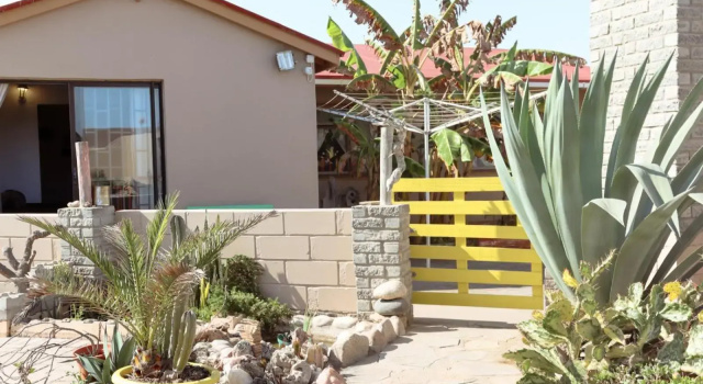 Wild Eden Self-Catering Accommodation, Rezerwuj Hotel Swakopmund Namibia