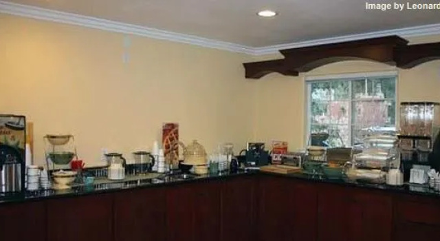 Econo Lodge Ben Lomond, Book Hotel Ben Lomond 