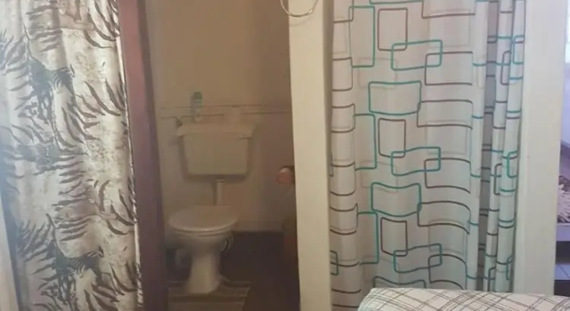 Коттедж Trackers Inn