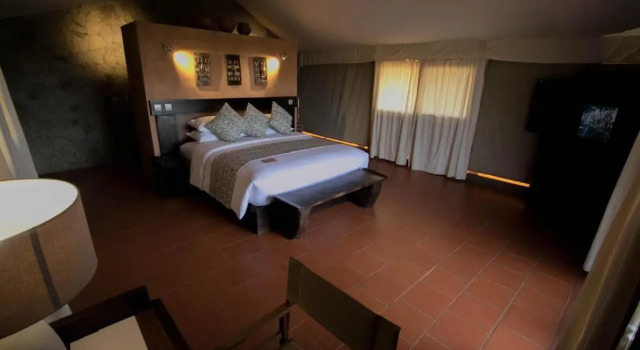 Zaina Lodge, Đặt Khách sạn Mole Ghana