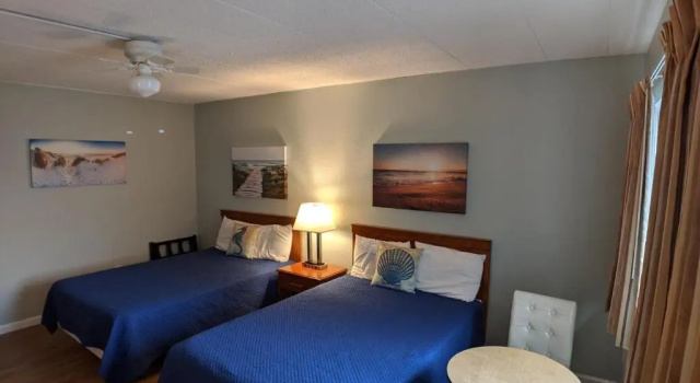 Четырёхместный номер Standard Sand Pebble Motor Lodge