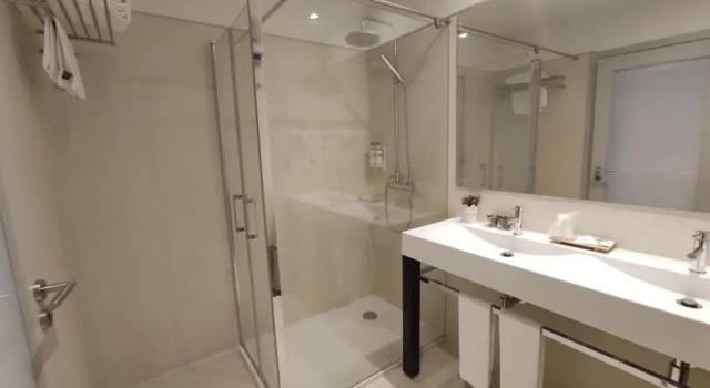 Двухместный номер Standard с балконом Hotel Rural Misarela