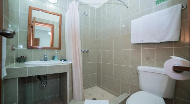 Семейный люкс Hotel Anna Inn