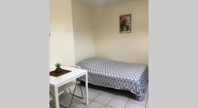 Studio Cosy 2 PERS, Забронировать Апартаменты/квартира Лонжюмо Иль-де-Франс