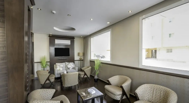 OYO 160 Dotel Suites