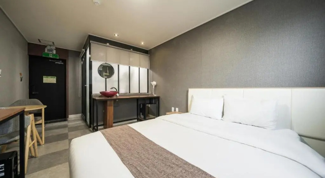 Двухместный номер Standard Malu Hotel Suwon