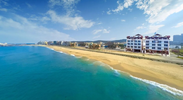 Goseong Ayajin Beach Pension