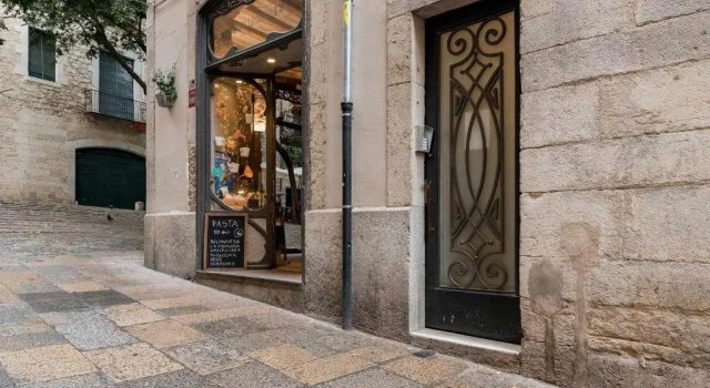 Bonaventura 4Restored Apartment in Heart of City