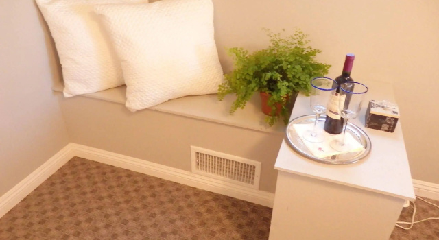 Rhinestone Rose Inn & Wellness Center, Забронировать Отель Райтвуд Калифорния