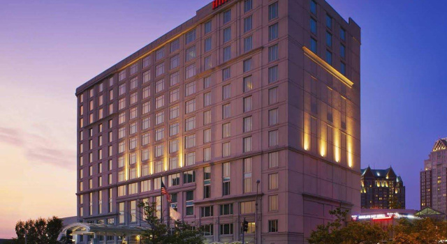 Hilton Providence, Buchen Sie Hotel Hotels mit Pool in New England, Schwimmbad