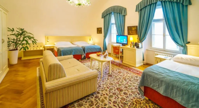 Трёхместный номер Josephine Old Town Square Hotel - Czech Leading Hotels
