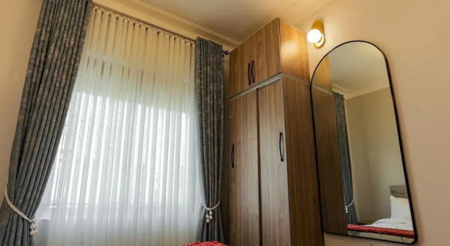 Tanzi Homes Kakama, Boek Bed and Breakfast Hotels in Western Uganda met parkeren, Parkeren