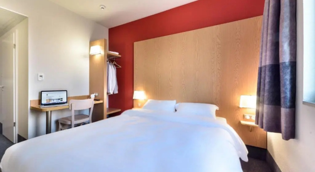 Двухместный номер B&B HOTEL Colmar Expo