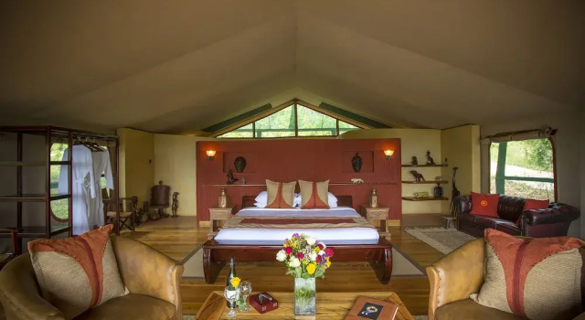 Тент с балконом и с видом на парк Mara Engai Wilderness Lodge