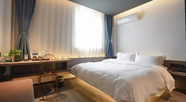 Magnotel Hotel (Yixing Bus Station Tuanji Scenic Area)