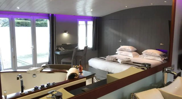 Люкс Deluxe Elégance Suites Hôtel