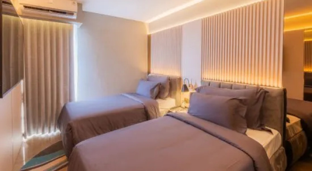 Четырёхместный люкс Royal The All-Suite Pentacity Hotel Balikpapan