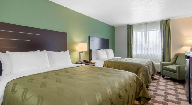 Standard quadruple chambre Quality Inn
