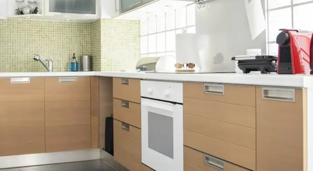 Апартаменты с балконом Amazing Renovated Penthouse In Pagkrati