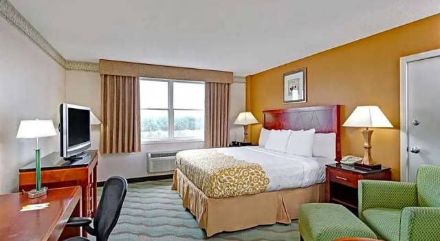 Двухместный номер Methuen Inn and Conference Center