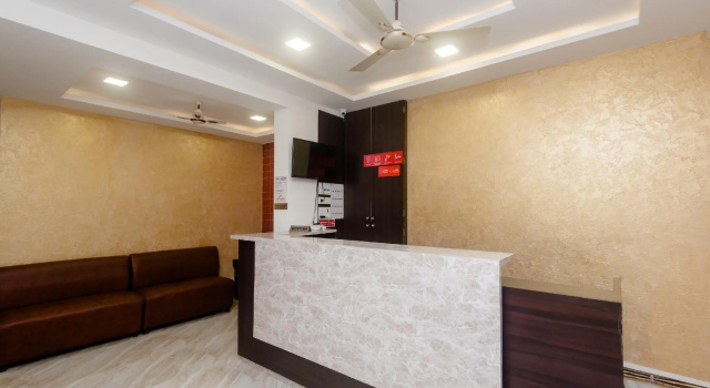 OYO 27896 Everest Inn, Забронировать Отель Отели Mumbai Region с завтраком, Завтраки
