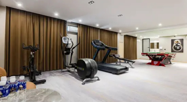 Xintairan Hotel, Rezervați Hotel Hoteluri în Yunnan cu parcare, Parcare
