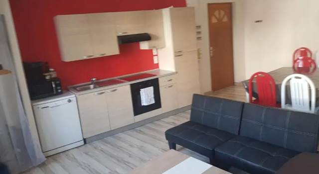 Апартаменты 13 Rue de la Fontaine F11