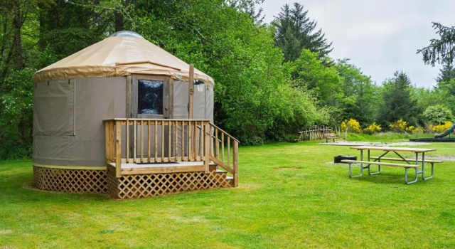 Long beach Camping Resort Yurt 8, Rezervasyon Kamp Alanı Long Beach Washington State