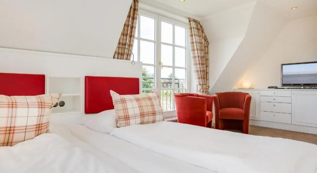 luxuriösen Neubau für 6 Personen, Rezervați Apartament Wenningstedt Sylt