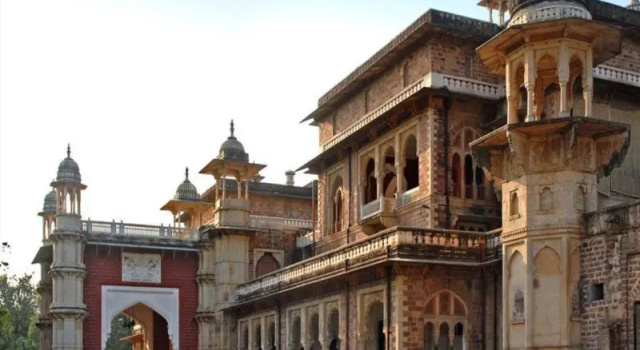 Люкс Royal WelcomHeritage Umed Bhawan Palace