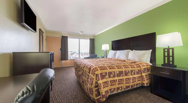 Двухместный номер Standard Red Roof Inn Fort Worth West