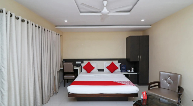 OYO 4906 Hotel Lotus, Забронировать Отель Дург штат Чхаттисгарх
