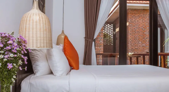 Двухместная студия с балконом и с видом на сад MAI Villa Da Nang