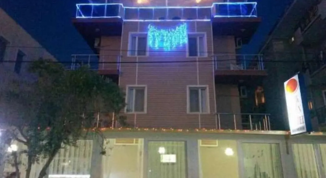 Butik Eren Otel, Забронировать Отель Отели Гумульдур с парковкой, Парковка