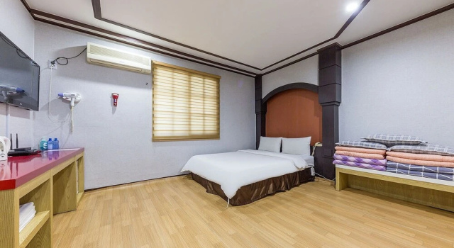 Boryeong (Daecheon) Haenal Pension, Забронировать Отель Гонам провинция Чхунчхон-Намдо