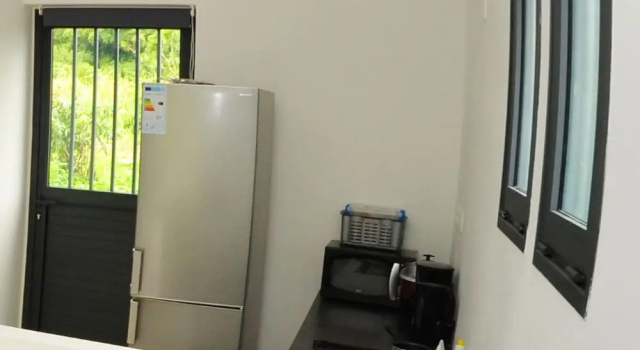 House With one Bedroom in Saint Joseph, With Wonderful Mountain View, Enclosed Garden and Wifi - 10 km From the Beach, Забронировать Дом для отпуска Антр-До Сен-Пьер