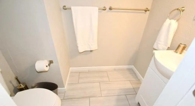 Walk to Notre Dame 3 Bedroom 1 5 Bath Home 717, Забронировать Дом для отпуска Виллы Большого Чикаго, Вилла