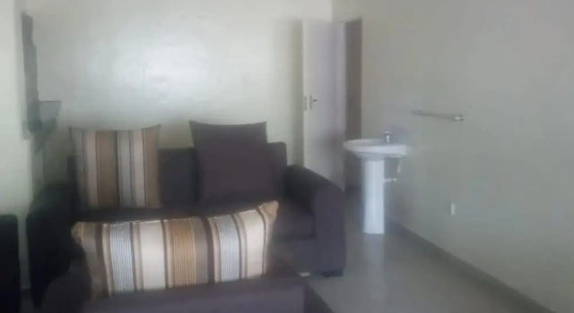 Reed Hotel Annex, Забронировать Отель Отели Онгата Ронгай с парковкой, Парковка