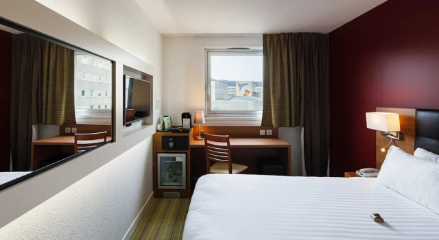 Двухместный номер Top Floor Standard Holiday Inn Clermont Ferrand Centre by IHG