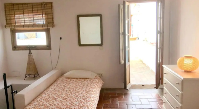 House With 3 Bedrooms in Tarifa, With Wonderful City View, Furnished Terrace and Wifi Near the Beach