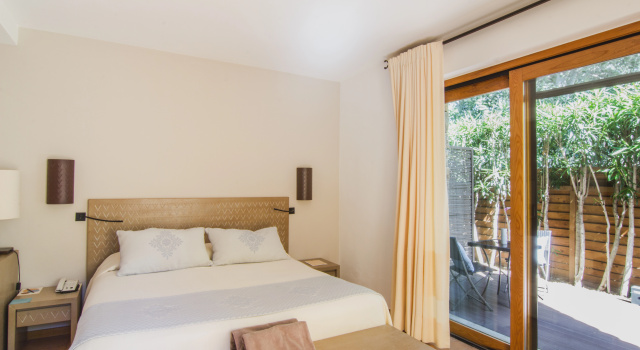 Hotel Aquadulci, Đặt Khách sạn Chia Sardinia South