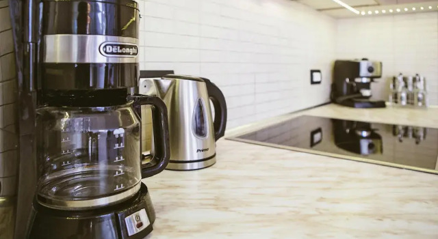 Semi-detached house, Lardos